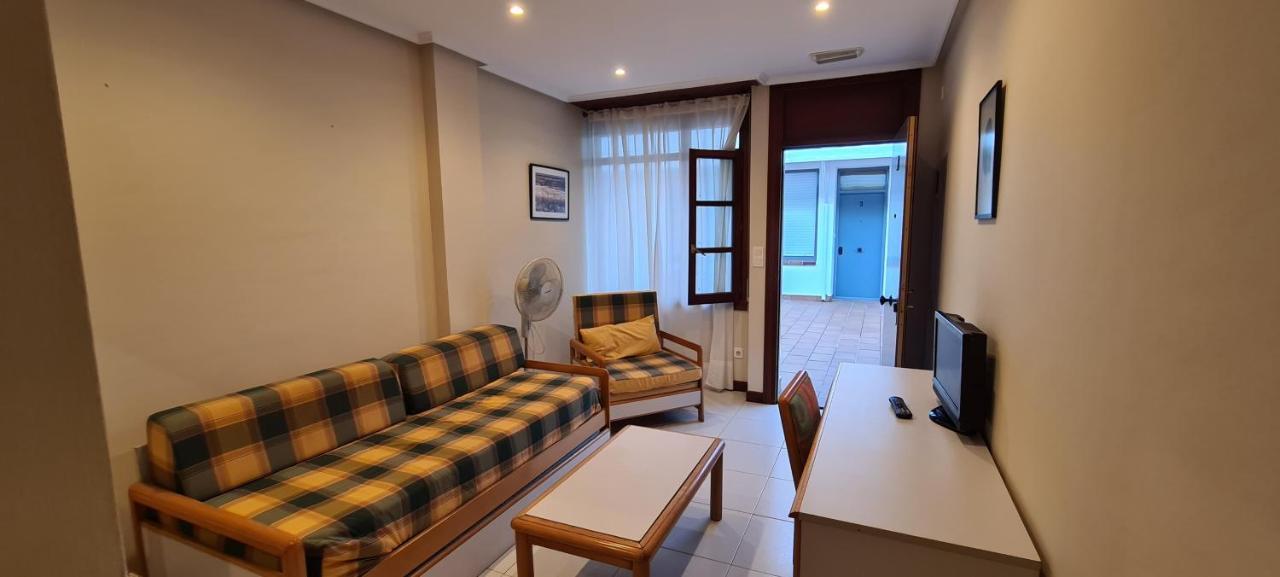 Apartamentos Elena Laredo Dış mekan fotoğraf
